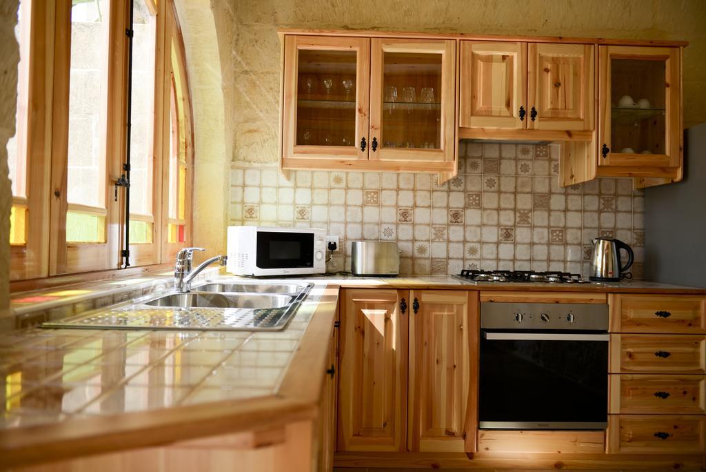 Mill House Villa Għarb Kamer foto